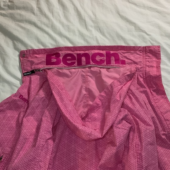 Spring Bench Jacket - Picture 5 of 5